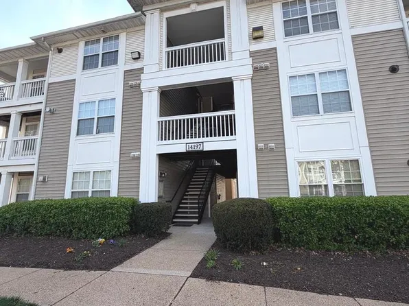 14197 Cuddy Loop APT 102, Woodbridge, VA 22193