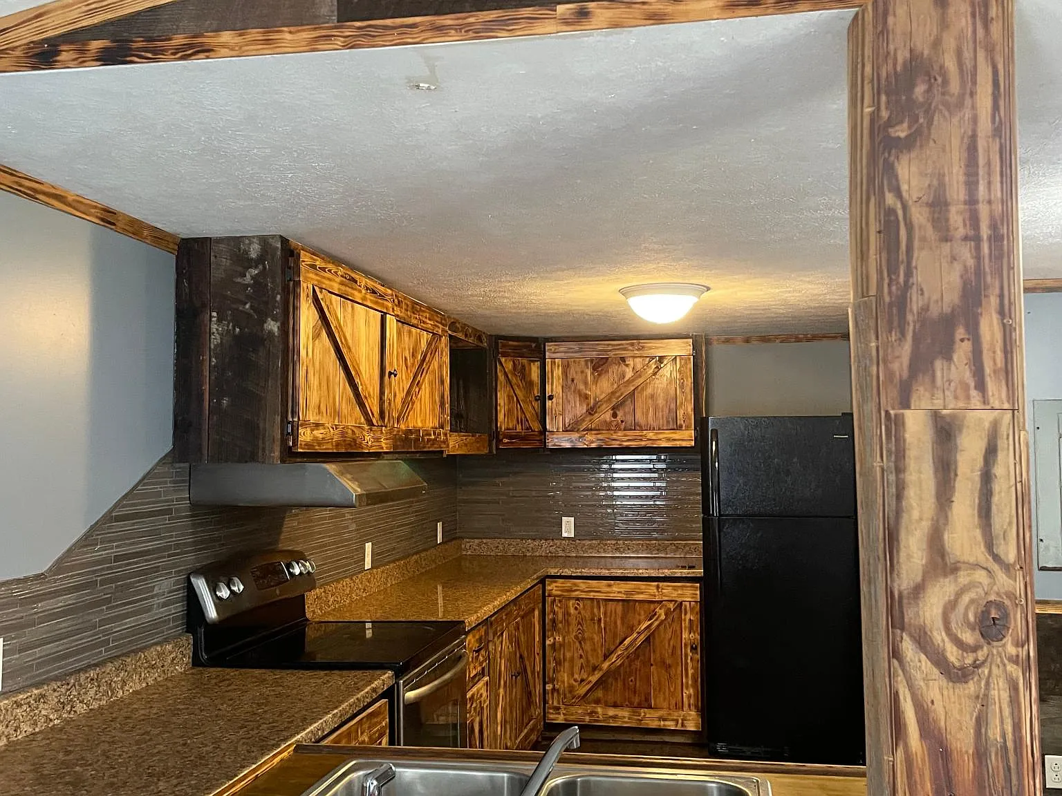 2 bed, 1000 sqft, $750 — Photo 3