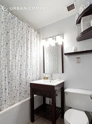 Rented by Compass | media 24