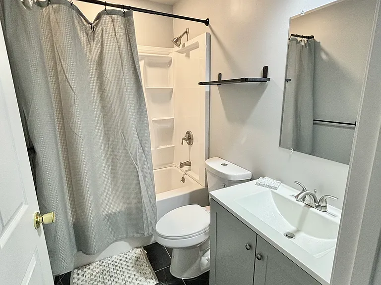 129 Magnolia St — Photo 4