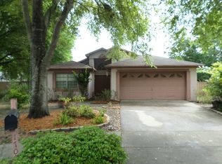 1700 Coppersmith Ct, Lutz, FL 33559