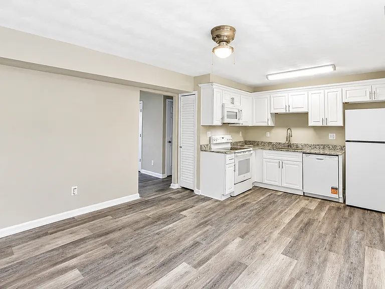 4021 Sloop Trl — Photo 7