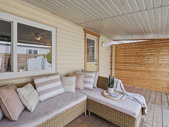 3rd image of 1655 Ord Rd #38