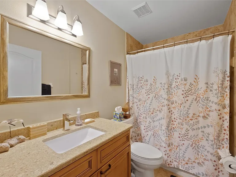 9611 Castle Point Dr #915 — Photo 20