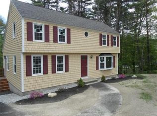 17 Summer St, Tyngsboro, MA 01879