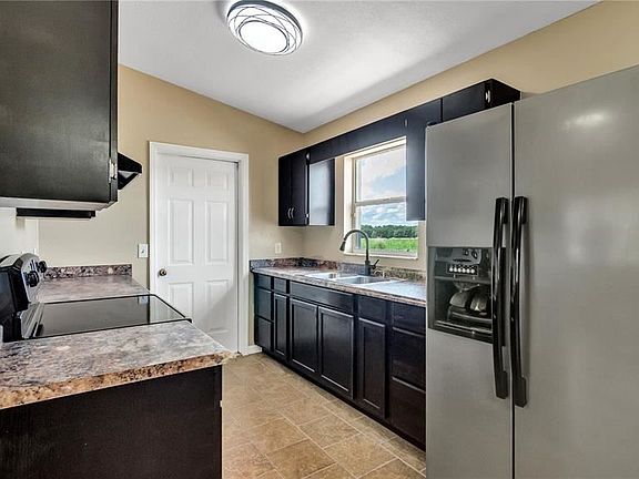 2nd image of 417 Fox Lake Dr