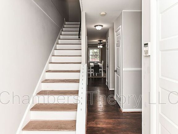 3rd image of 6325 Hillary Ct