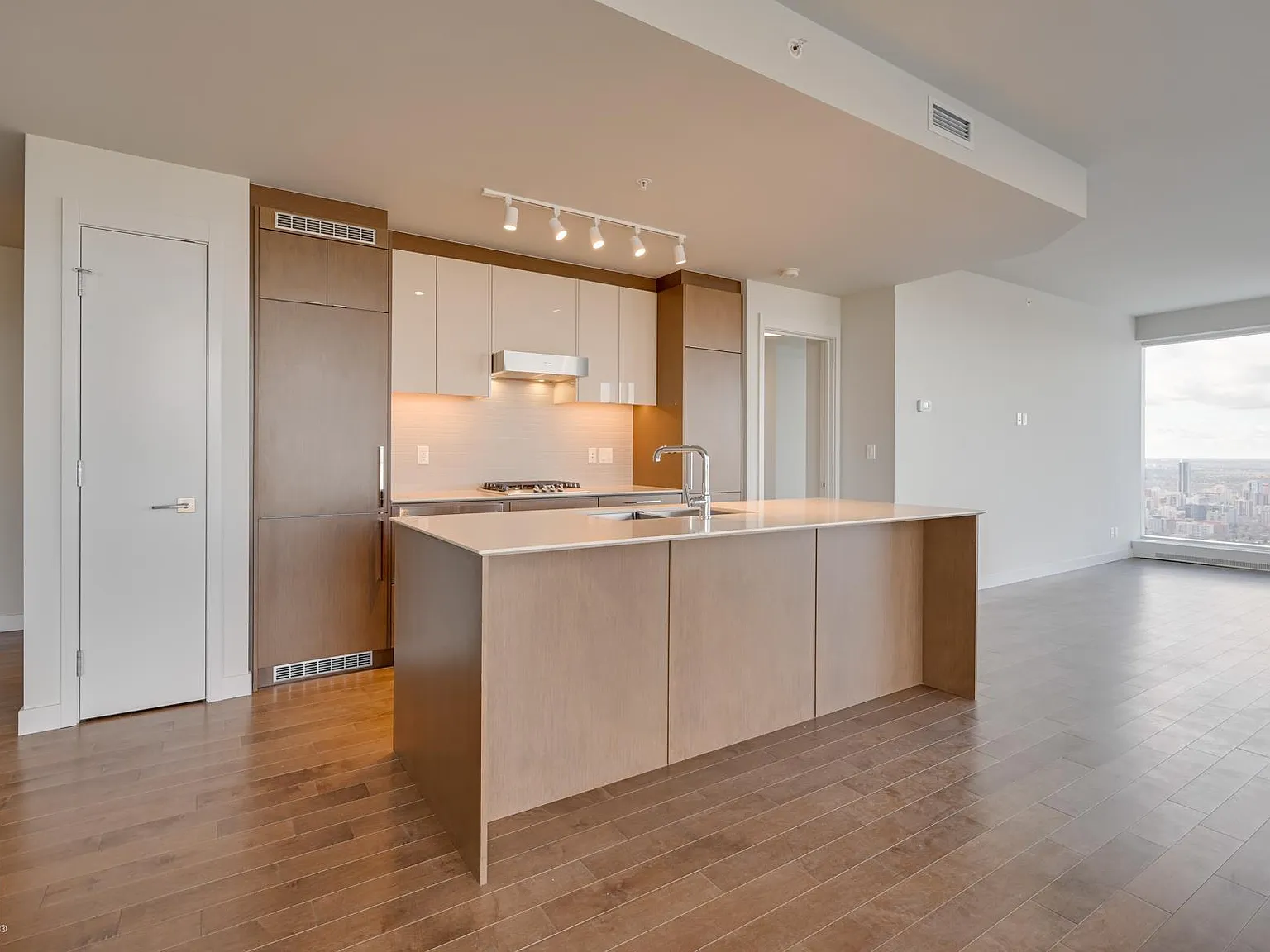 The Legends Private Residences — Photo 2