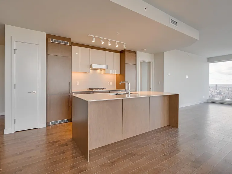 10360 102nd St NW #3901 — Photo 2