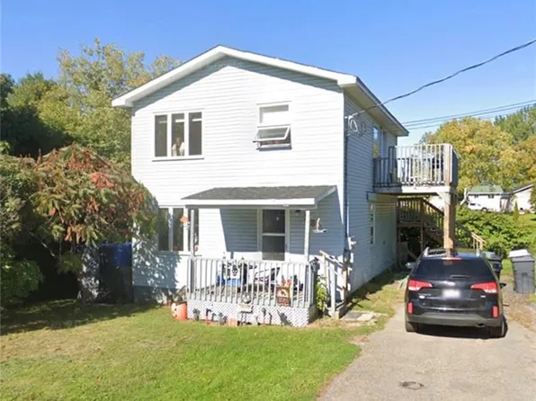 285 Church St, Bathurst, NB E2A 1J8