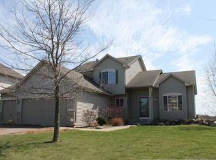 1929 Clearwater Rd, Waconia, MN 55387