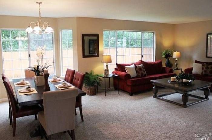 Dining/Living
