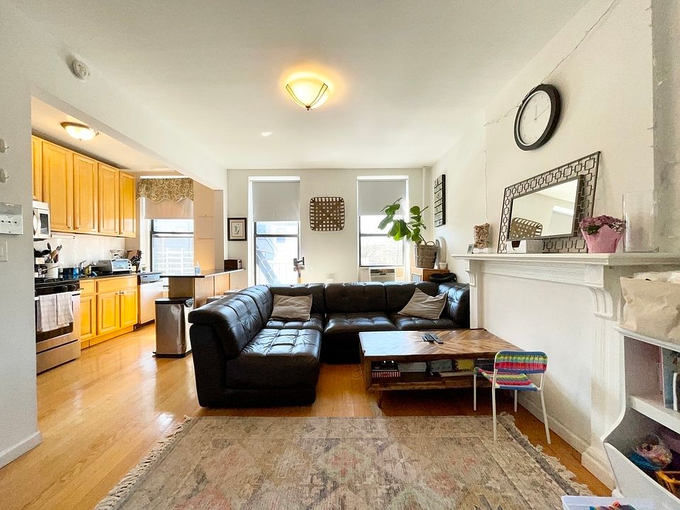 1st image of 204 Garfield Pl #2A