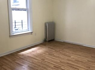 34 E 208th St, Bronx, NY 10467