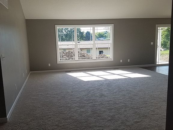 Family Room from front door