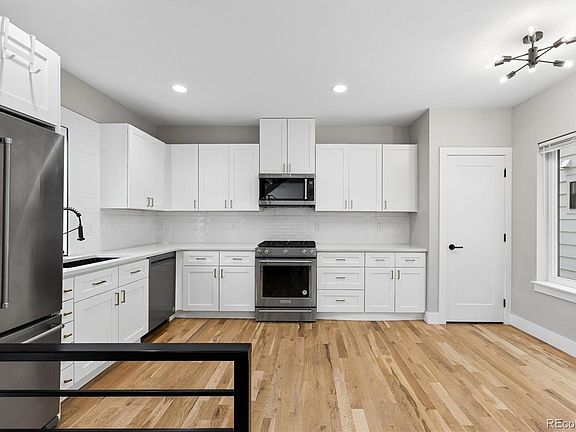 3rd image of 2147 S Bellaire Street