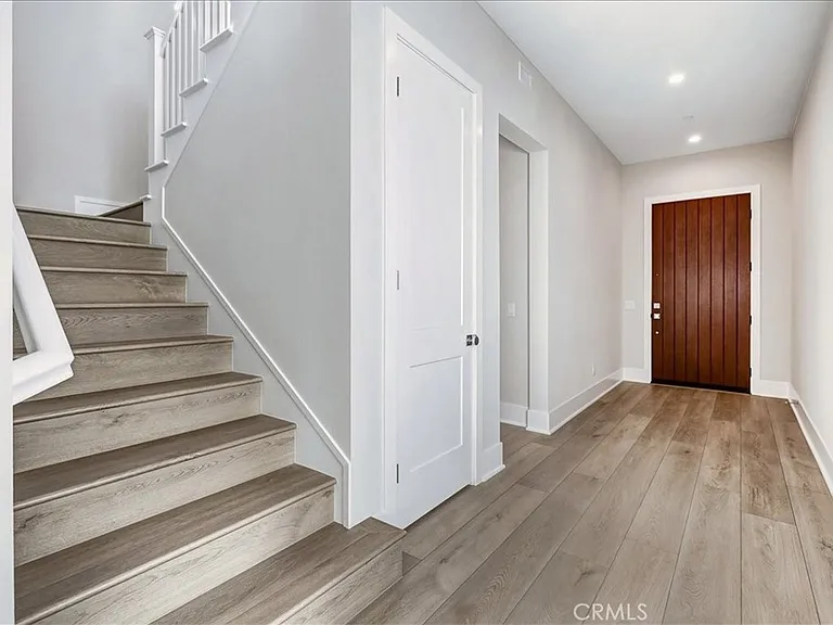 212 Mistwater — Photo 20
