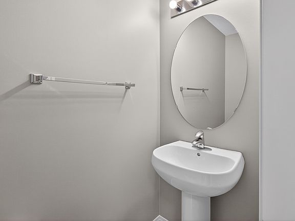 5th image of 11 Clover Bar Ln #88
