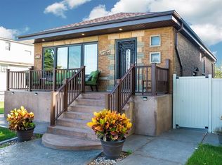 4521 S Springfield Ave, Chicago, IL 60632