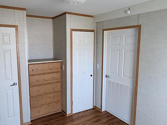 5th image of 114161 County Road 152 W