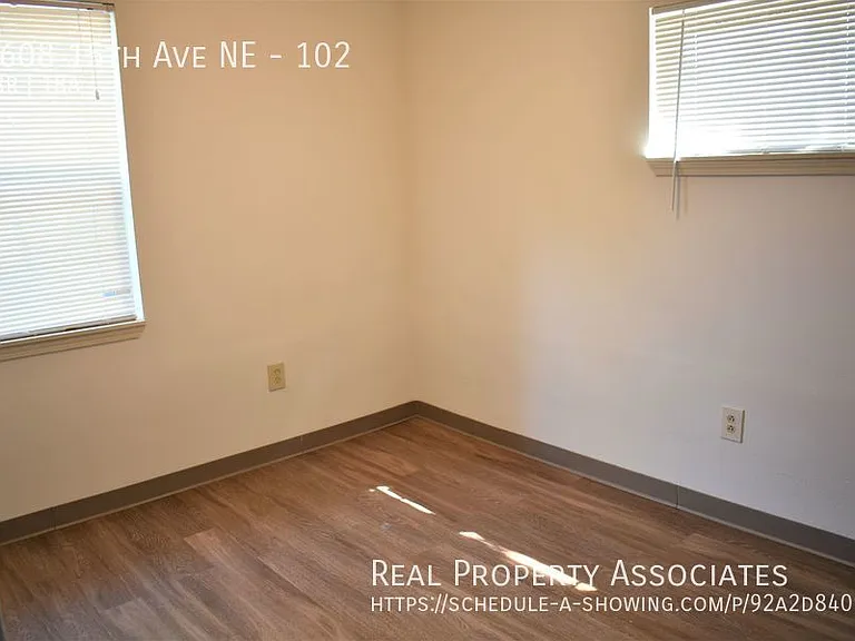 5608 15th Ave NE — Photo 24