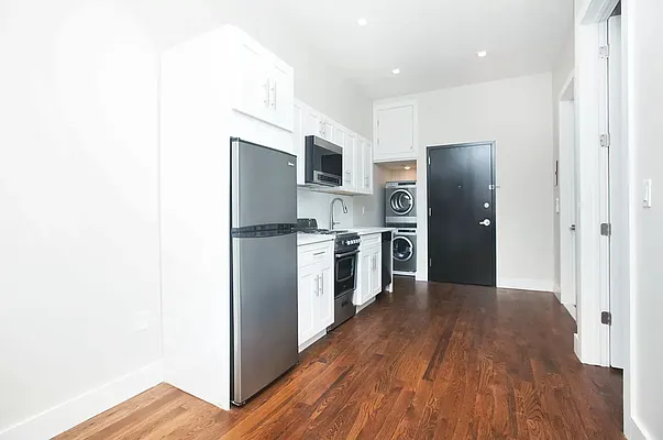 Rented by Bohemia Realty Group | media 15