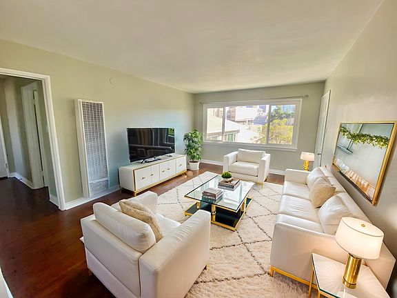 2nd image of 221 Union Pl #10