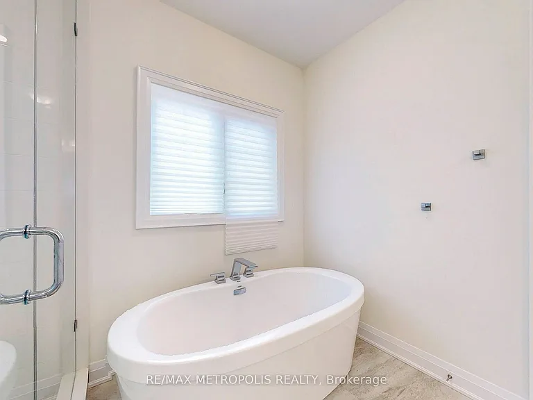 100 Ballantyne Blvd — Photo 24