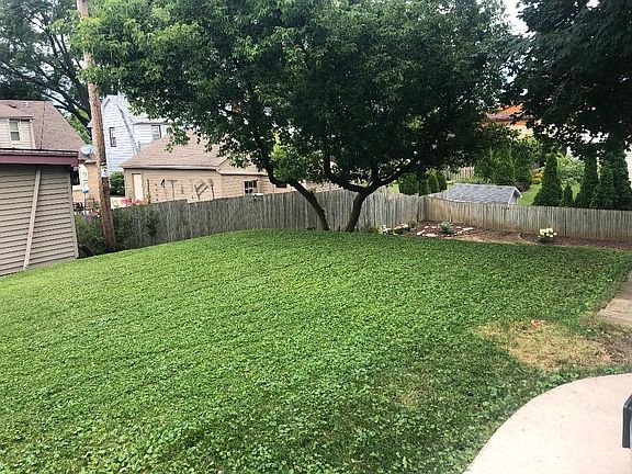 3rd image of 638 N 104th St