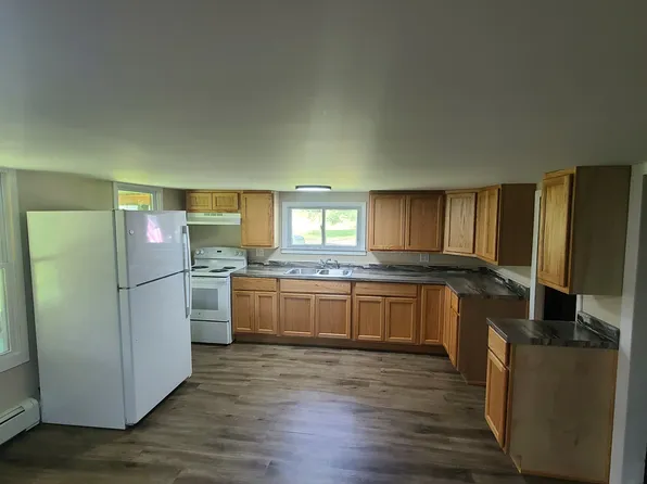 26 Main St #1, Philmont, NY 12565