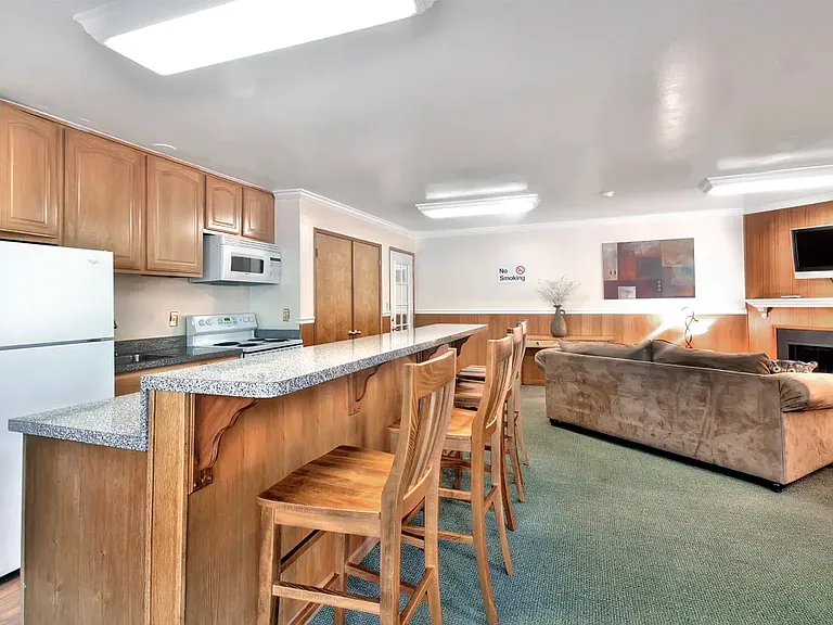 1220 Mills St #5M — Photo 22