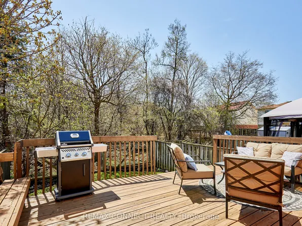 72 Stuart Rd, Clarington, ON L1E 1Y9
