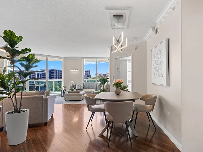 347 N New River Dr E #610 — Photo 6