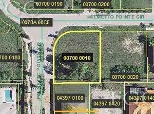 918 Palmetto Pointe Cir, Cape Coral, FL 33991