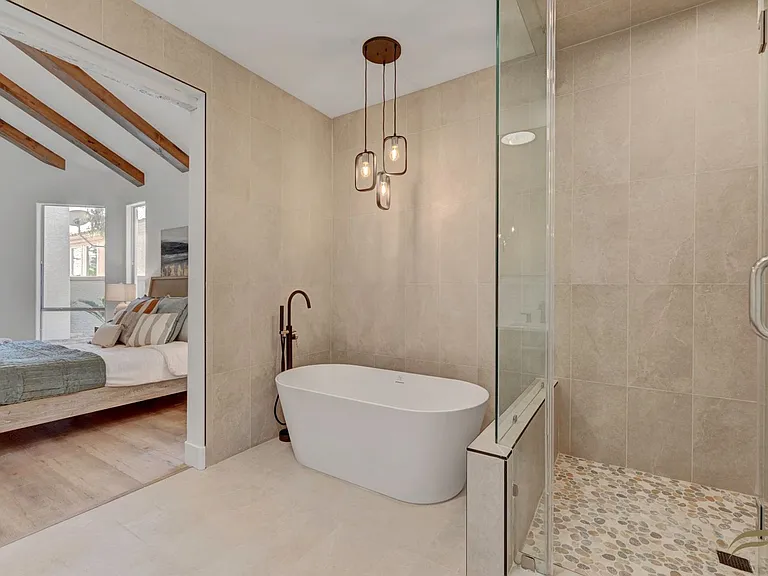 8941 Diamond Falls Dr — Photo 40