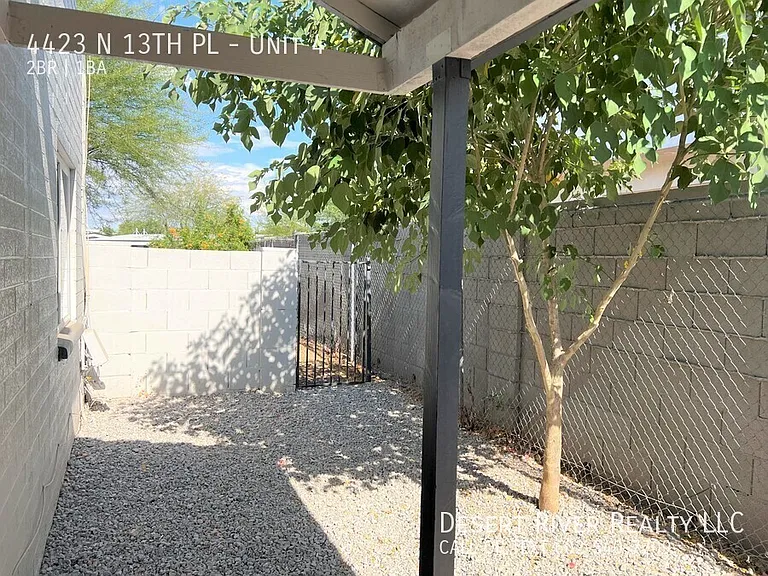 4423 N 13th Pl #4 — Photo 7