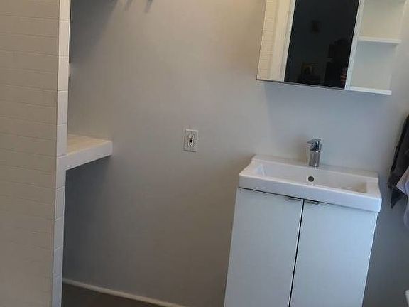 196581_1470930706_main