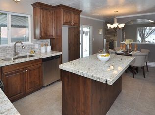 808 E Normandy Way, Midvale, UT 84047