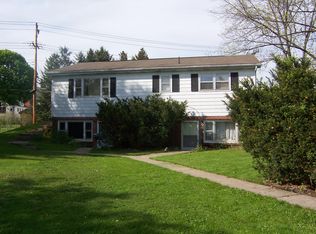 10 Daskem Ln #3, Pleasant Gap, PA 16823