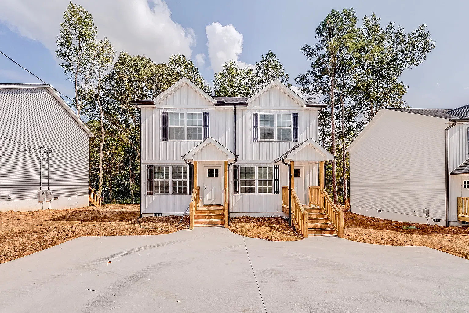 2 bed, 1.5 bath, 1800 sqft, $1,300 — Photo 3