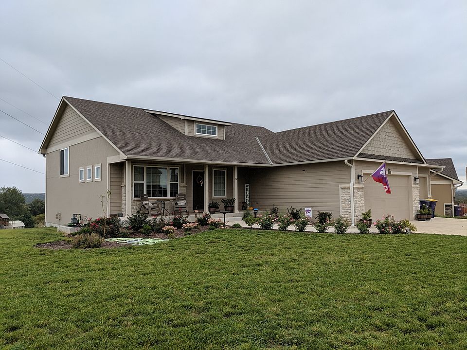 1st image of 312 Firethorn Dr