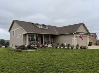 312 Firethorn Dr, Manhattan, KS 66503
