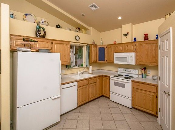 4th image of 9161 N Concho Dr