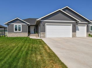 3913 S Faith Ave, Sioux Falls, SD 57110