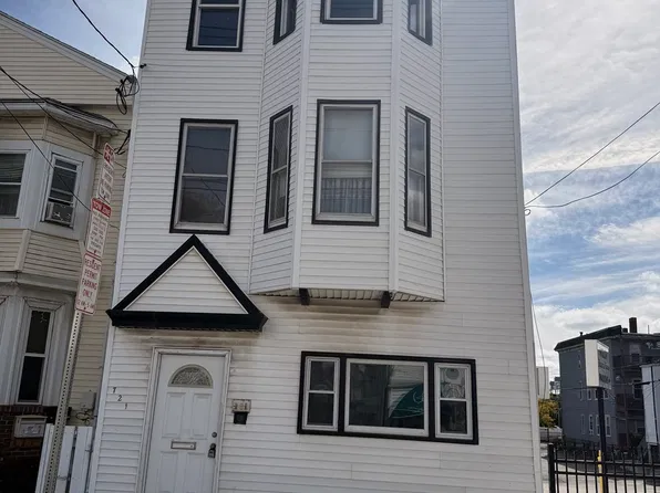 721 Broadway, Chelsea, MA 02150