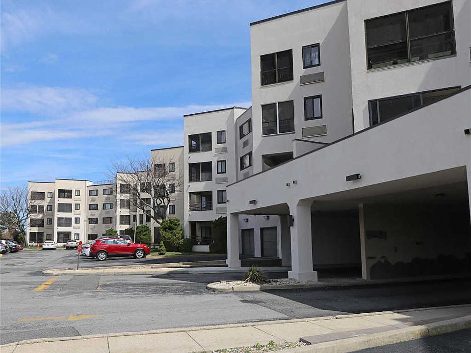 1st image of 725 Miller Ave