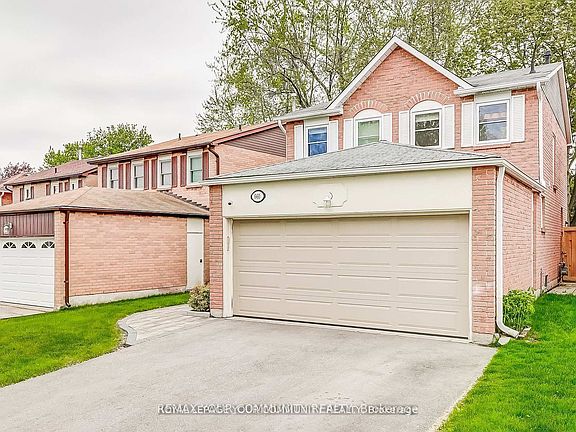 3rd image of 660 Foxwood Trl