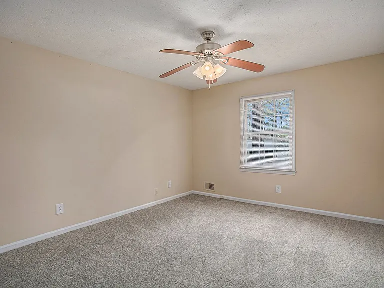 6276 Cathedral Ln — Photo 12