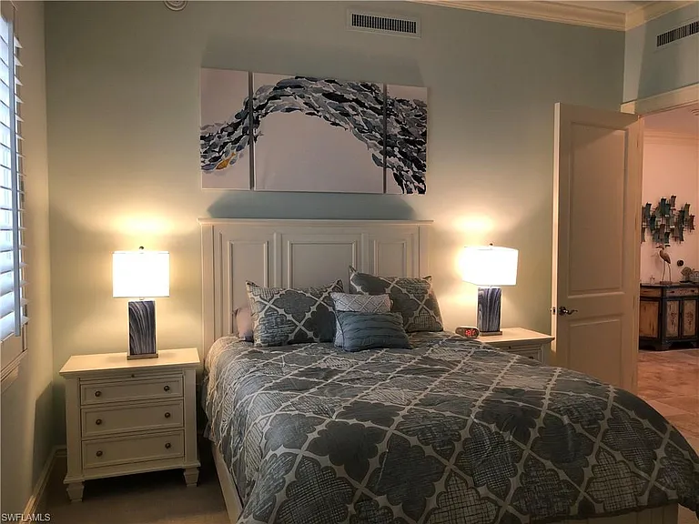1400 Gulf Shore Blvd N #310 — Photo 21