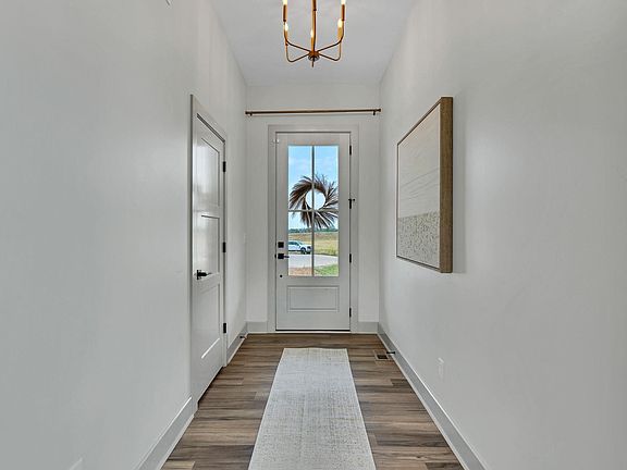 3rd image of 429 Cedar Point Ct